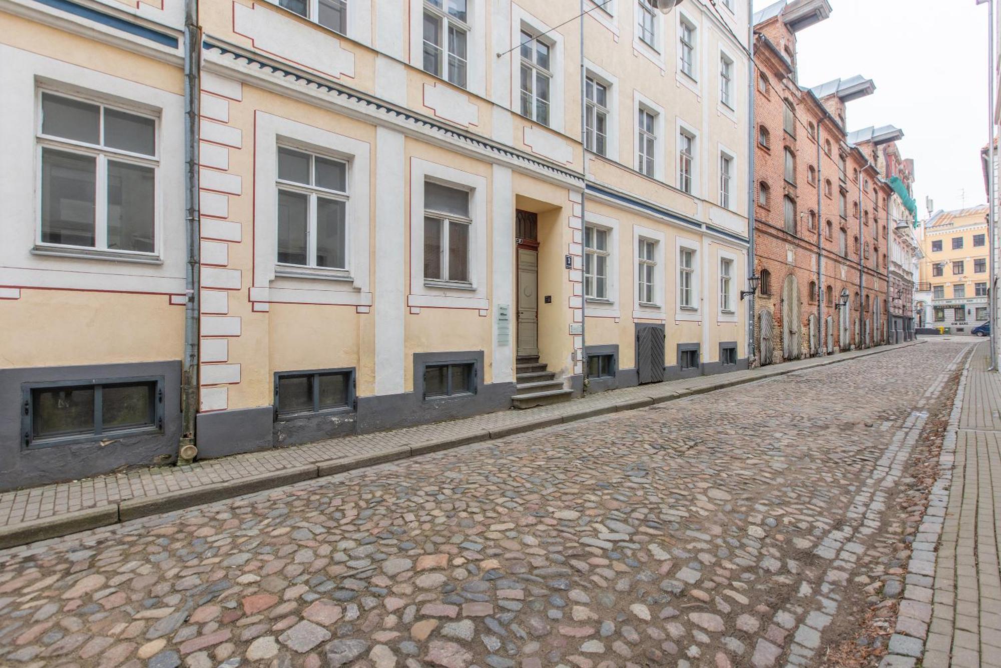 Large Vacation Apartments In The Old Town Riga Exterior photo