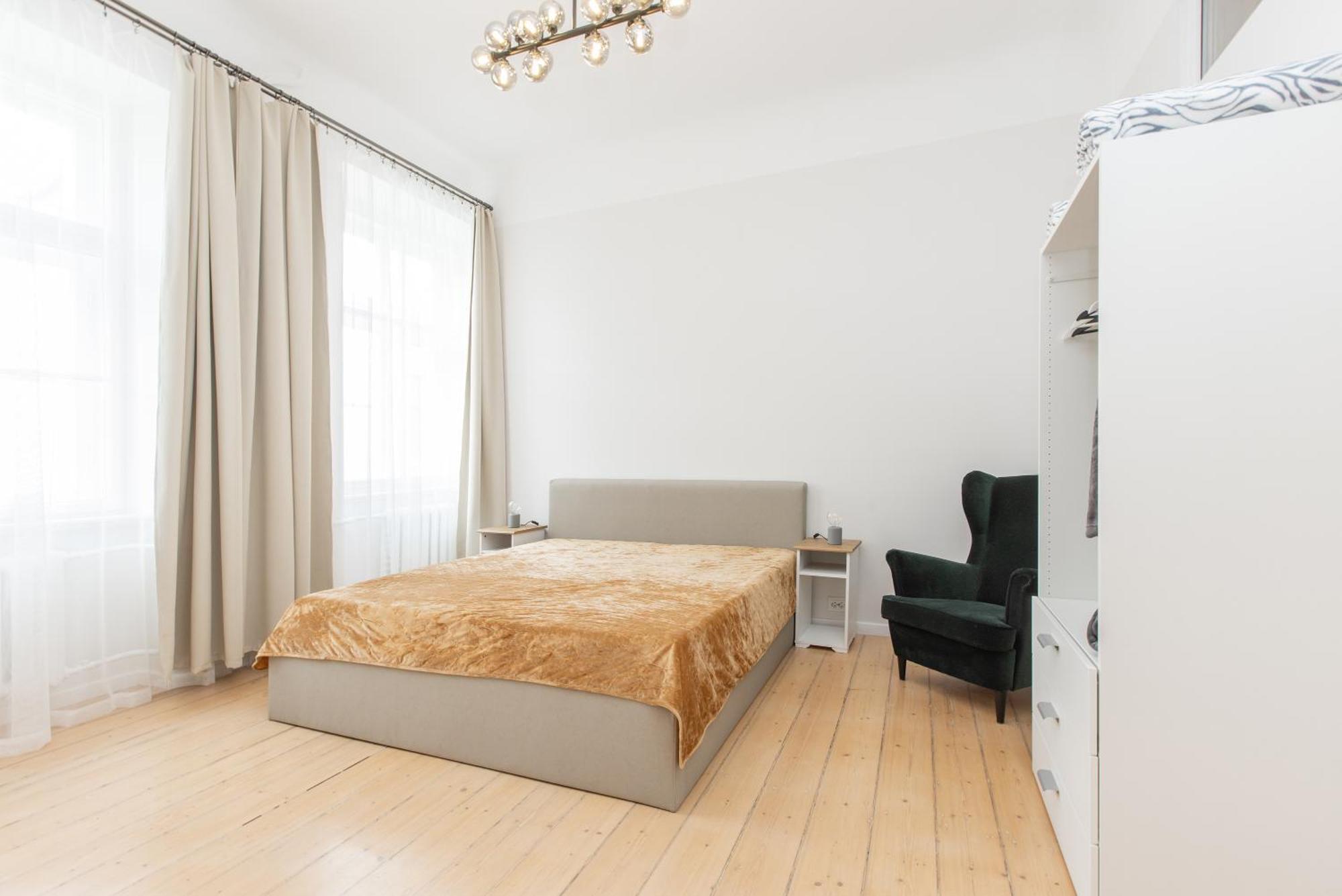 Large Vacation Apartments In The Old Town Riga Exterior photo